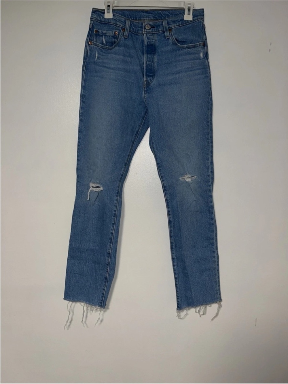 Levi's 501 Original Fit Women’s Jeans - Raw Hem- Size 29W x 32L